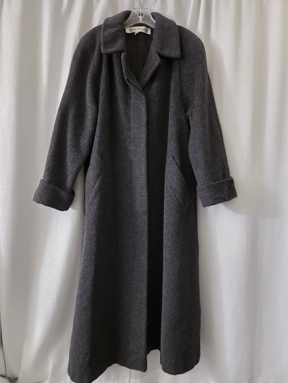 L/XL Dark Gray Evan Picone Long Coat, Button Front w/ Pockets  - 80% Wool